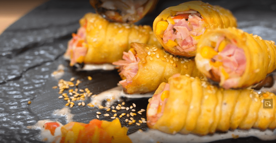 طزر تهیه پیتزا قیفی با در منزل در 2 دقیقه