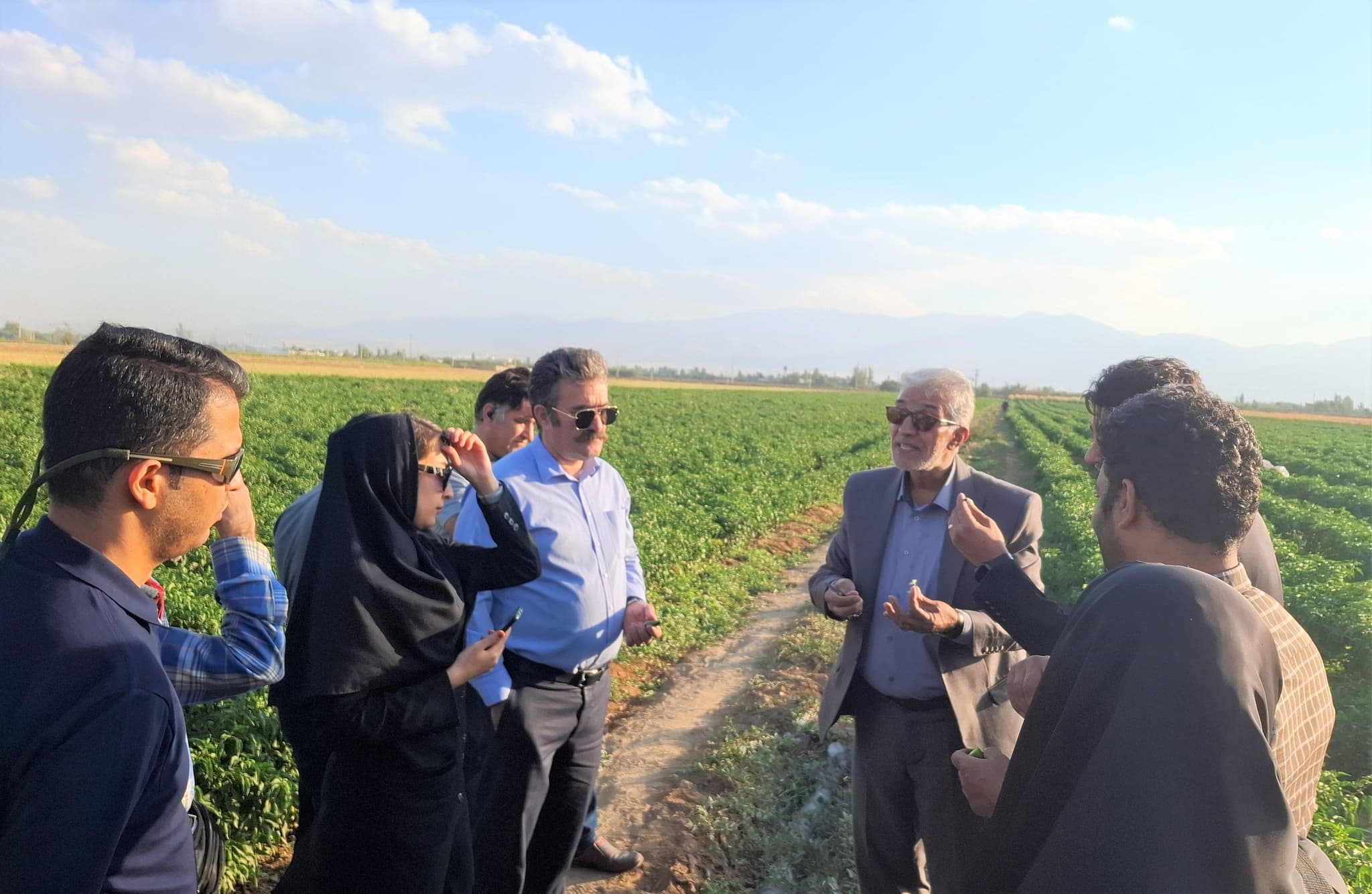 صحبت های دکتر اسدیان مدیر عامل شرکت شبنم سحر الوند