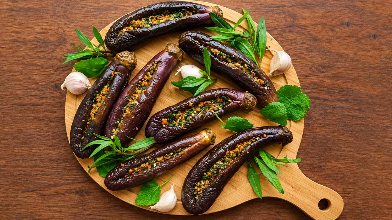 طرز تهیه ترشی بادمجان شکم پر؛ ساده، مجلسی و بدون له شدن