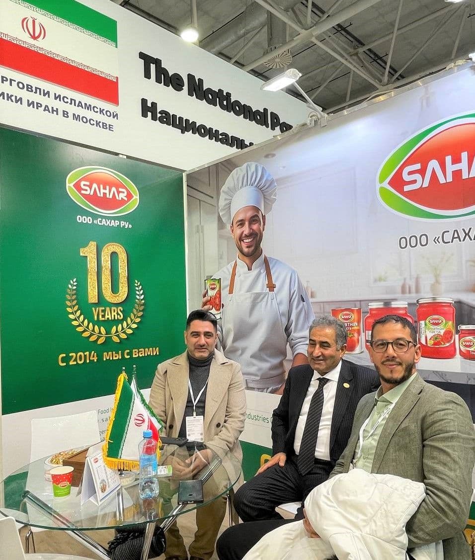 مسعود توتونچیان در غرفه سحر